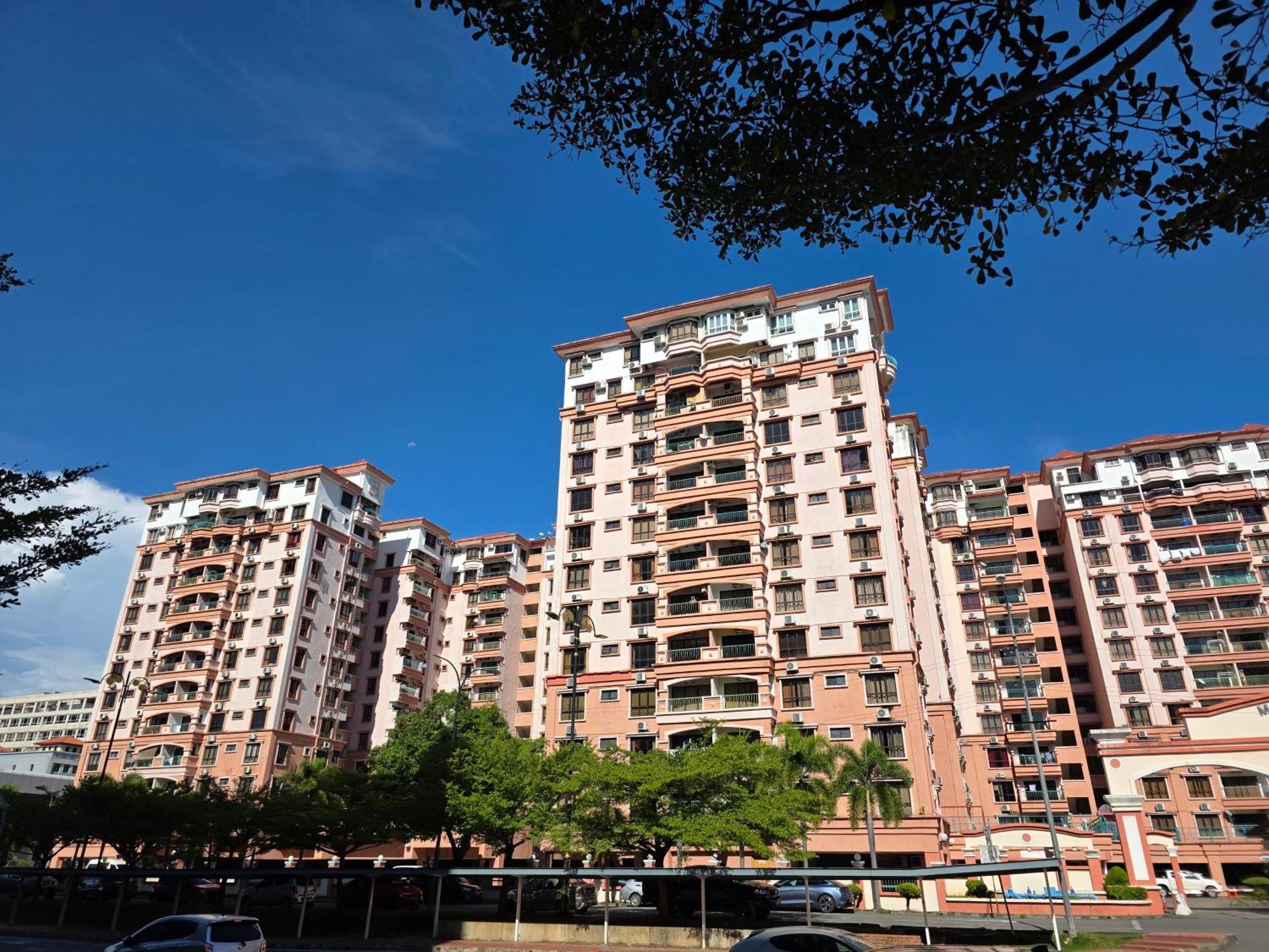 Gee Apartment *